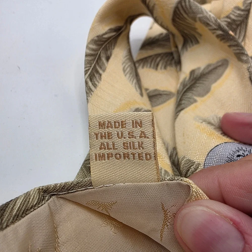 Tommy Bahama Mens Silk Tie Beige Tropical Palm Frond Hibiscus Floral Made in USA